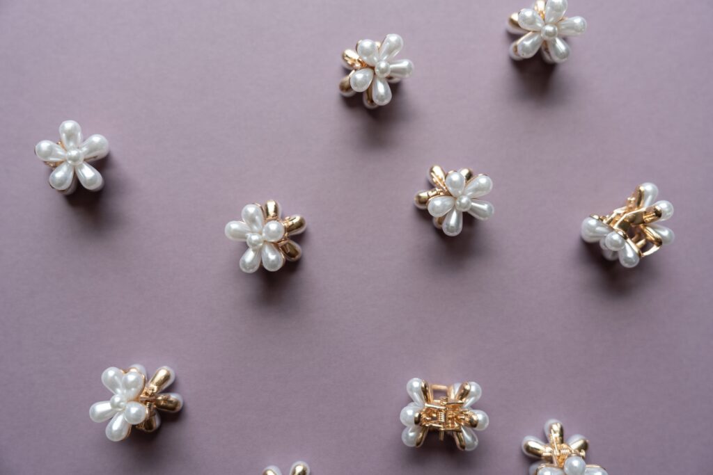 White Clips on purple background. Signs you’re ready for brand photography.
